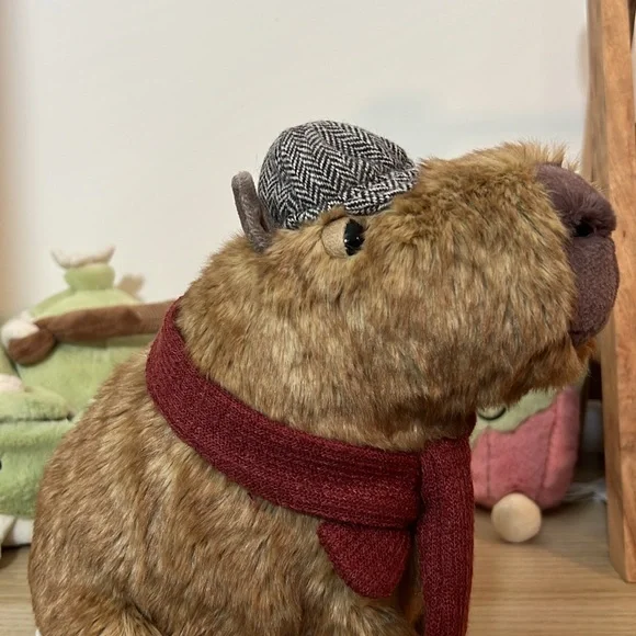jellycat exclusive Clyde Capybara Hipster Outfit